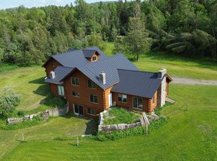 1666 S Albany Rd, Craftsbury, VT 05826