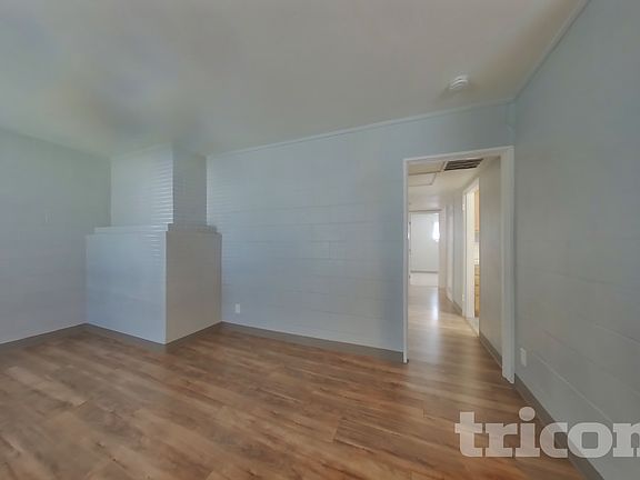 5th image of 5307 Esmeralda St