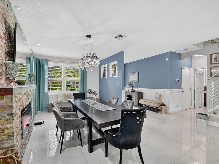 8890 Cobblestone Point Cir — Photo 31