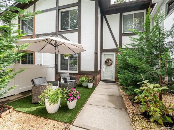 72 Birchwood Road #72, Medford, NY 11763