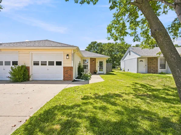 2311 Willow Ln, Manhattan, KS 66502