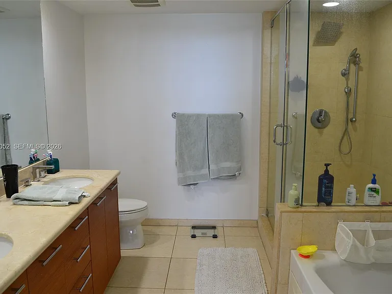 50 Biscayne Blvd #1408 — Photo 24
