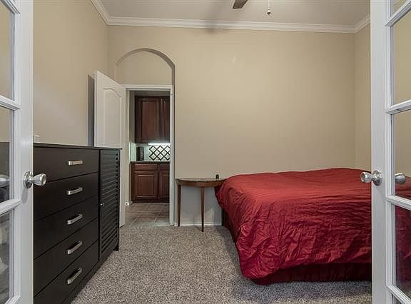 4th image of 1512 Sleepy Hollow Dr
