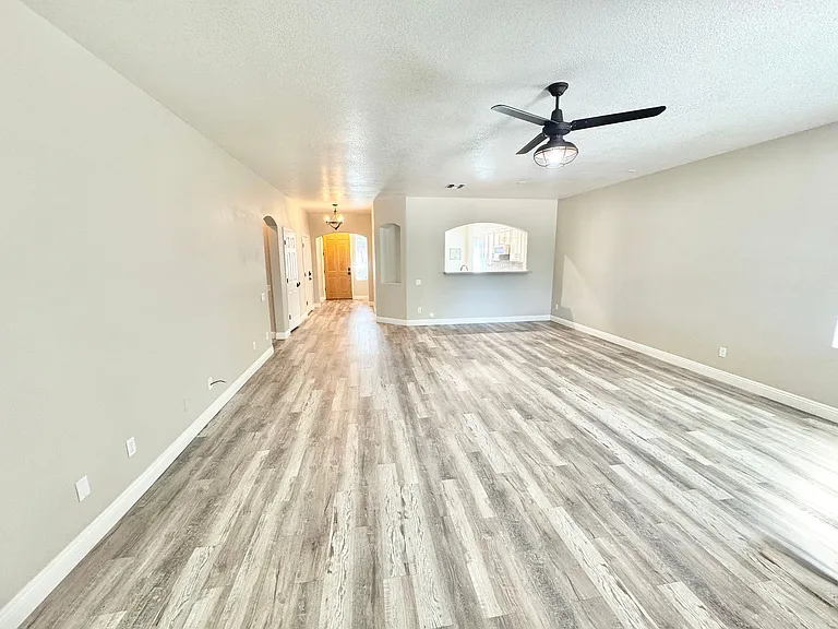 847 E La Costa Pl — Photo 20