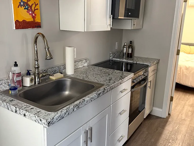 11 Pleasant St #2 — Photo 2