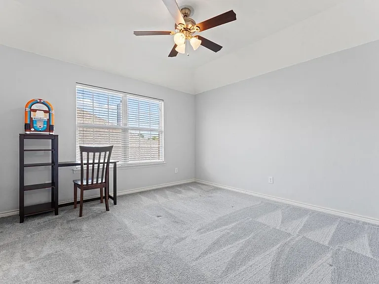 1145 Talley Ln — Photo 13