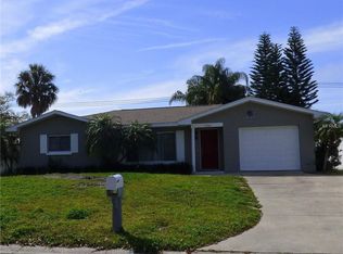 1560 Lakeside Dr, Dunedin, FL 34698