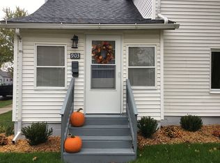 903 N Ottokee St, Wauseon, OH 43567