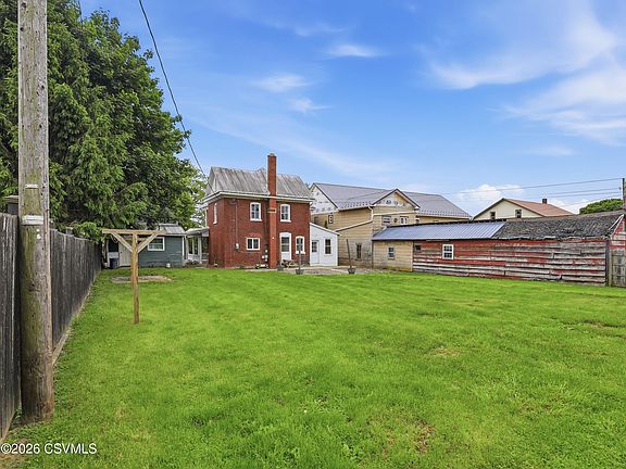 3rd image of 311 Front St #315