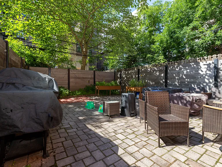 200 Jefferson Ave #1 — Photo 6