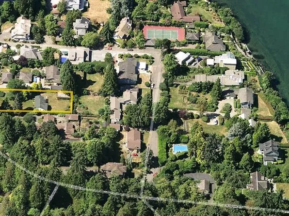 4536 W Cramer St, Seattle, WA 98199