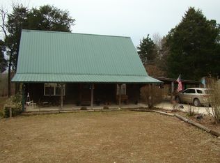 2591 Bear Creek Rd, Mansfield, TN 38236