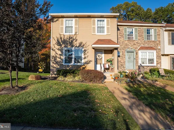 178 Camber Ln, Mount Laurel, NJ 08054