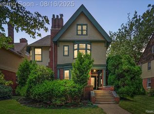 1059 Seminole St, Detroit, MI 48214