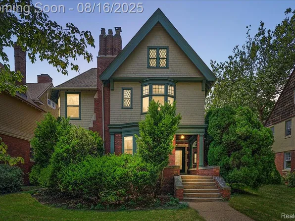 1059 Seminole St, Detroit, MI 48214