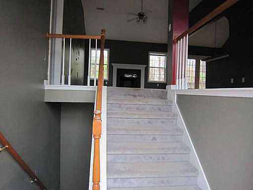 2nd image of 6841 Creekwood Dr