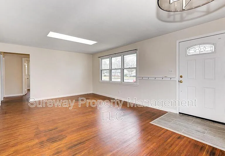 55 Nassau Rd — Photo 5