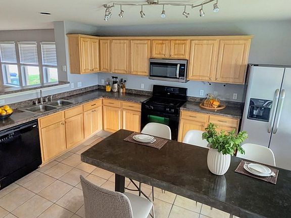 4th image of 3508 Savage Springs Dr