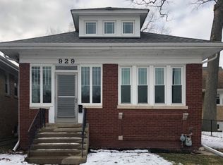 929 Green Bay Rd, Wilmette, IL 60091