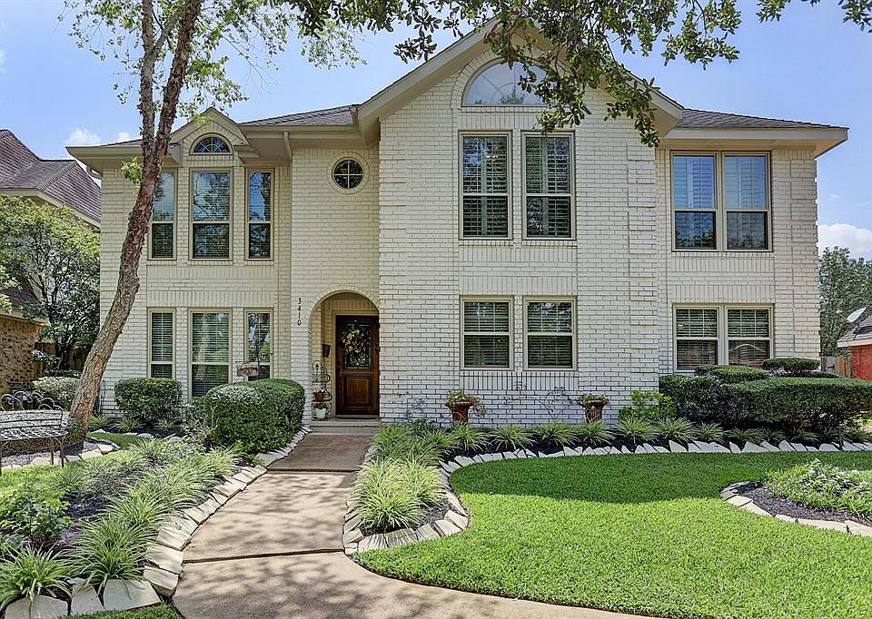 1st image of 3410 Mesquite Dr