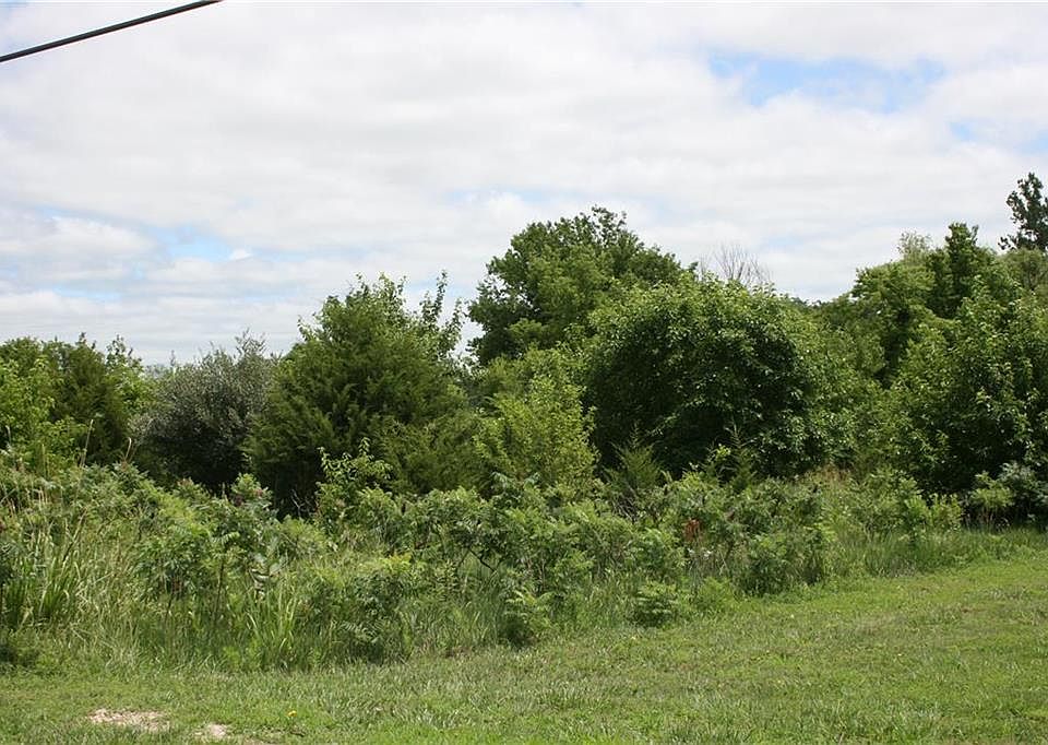 1st image of 0 W 303rd St