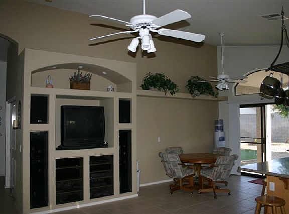 3rd image of 4018 N Tonopah Drive
