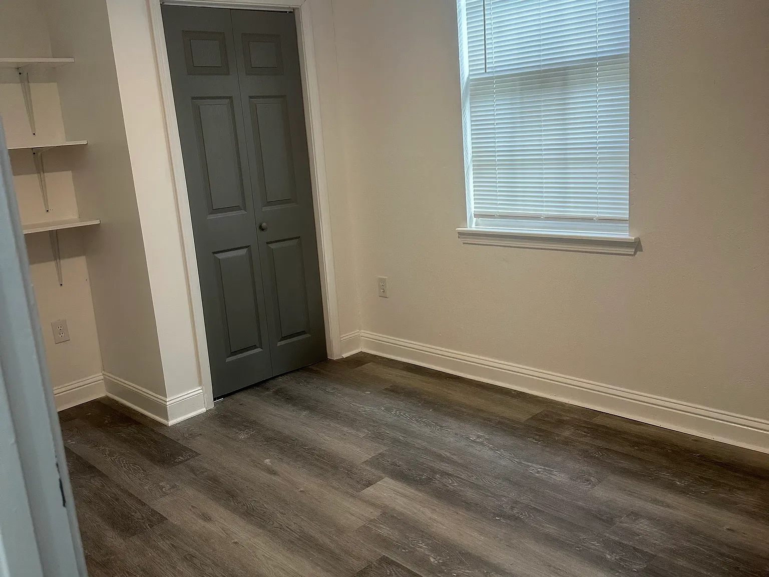 3 bed, $2,400 — Photo 4