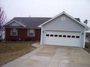 305 Secretariat Dr, Lawrenceburg, KY 40342