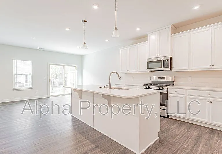 130 Eagle Wood Dr — Photo 7