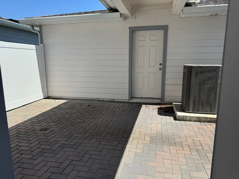 10457 Folly Beach Rd — Photo 26