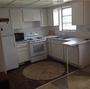 4th image of 1825 Cleveland St APT 17