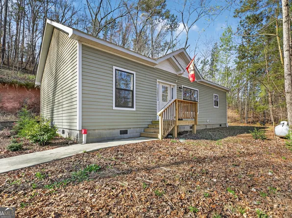 6672 Skyview Dr SE, Acworth, GA 30101