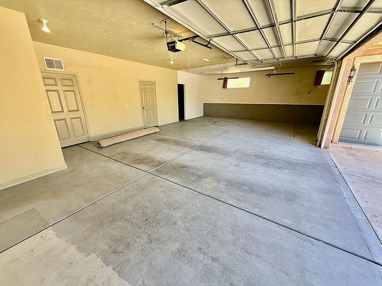 1425 S Staghorn St — Photo 32