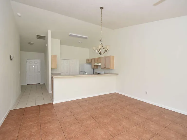 30 Eton Ln #B — Photo 15