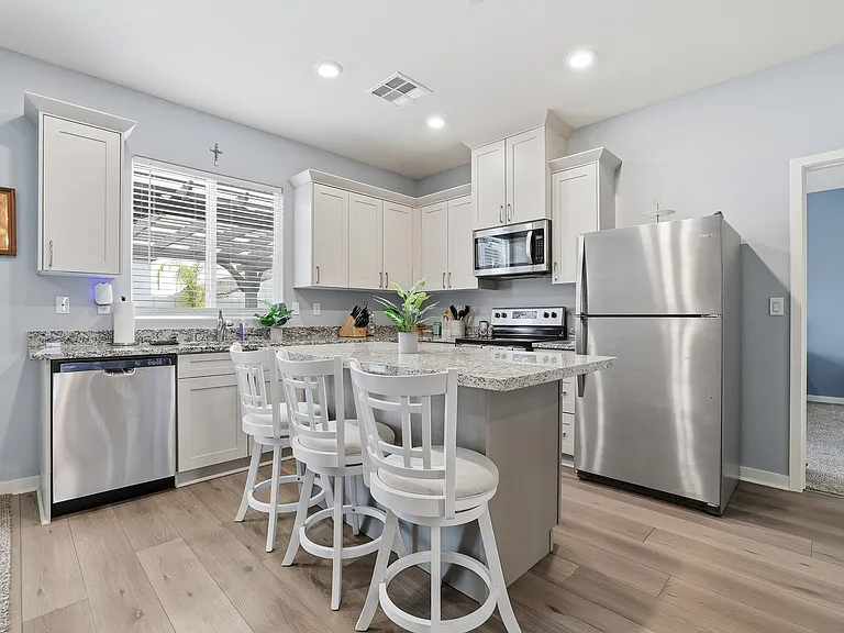 7812 Strawberry Ln — Photo 12