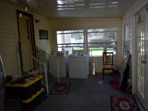 5th image of 413 1st St