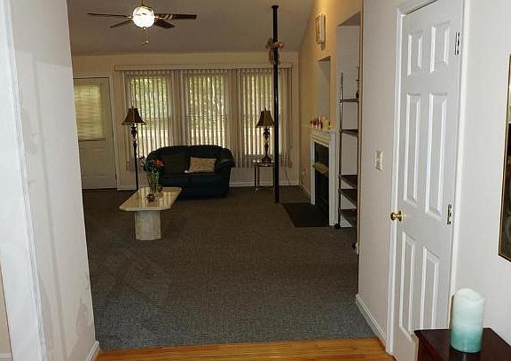 5th image of 112 Hamlin Dr