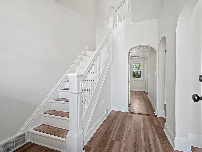 7324 Schley Ave — Photo 3