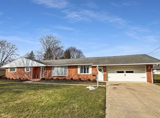 1240 Greenfield Dr, Erie, PA