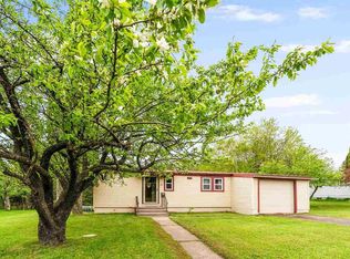 35 Bell Cir, Silver Bay, MN 55614