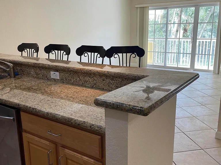1515 E Broward Blvd #221 — Photo 16