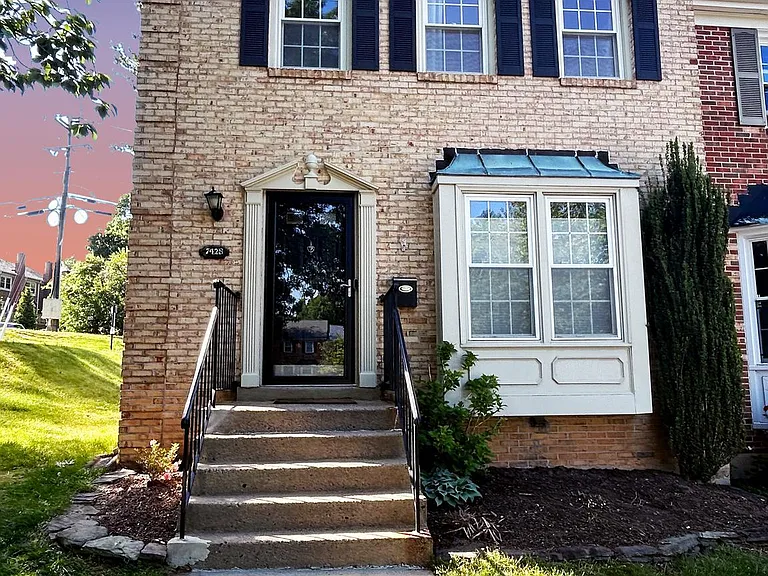 7428 Chummley Ct — Photo 2