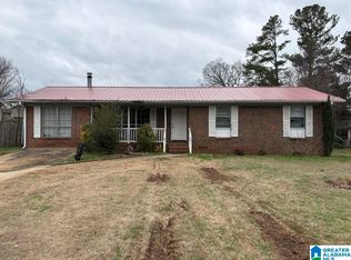 2812 Emerald Ave, Bessemer, AL 35023