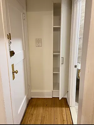 Rented by REALTY QUEST NEW YORK INC | media 14