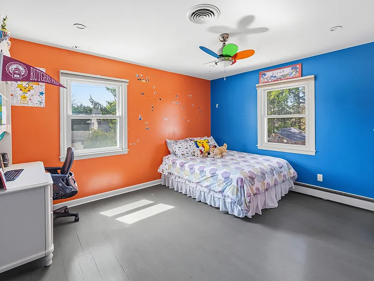 3rd bedroom on the main floor