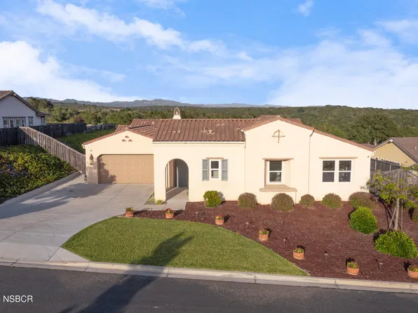 3957 Pinehurst Dr, Lompoc, CA 93436
