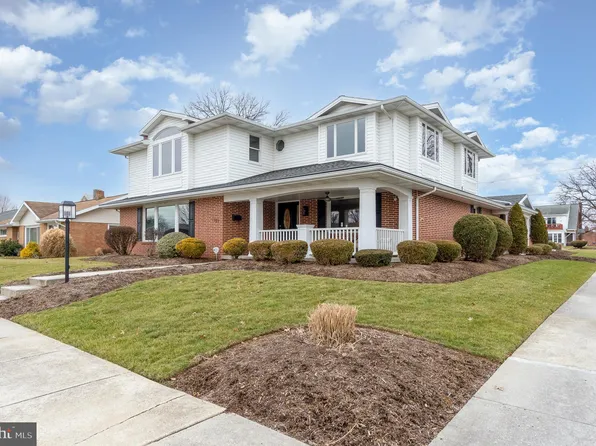 303 Beech Ave, Hershey, PA 17033