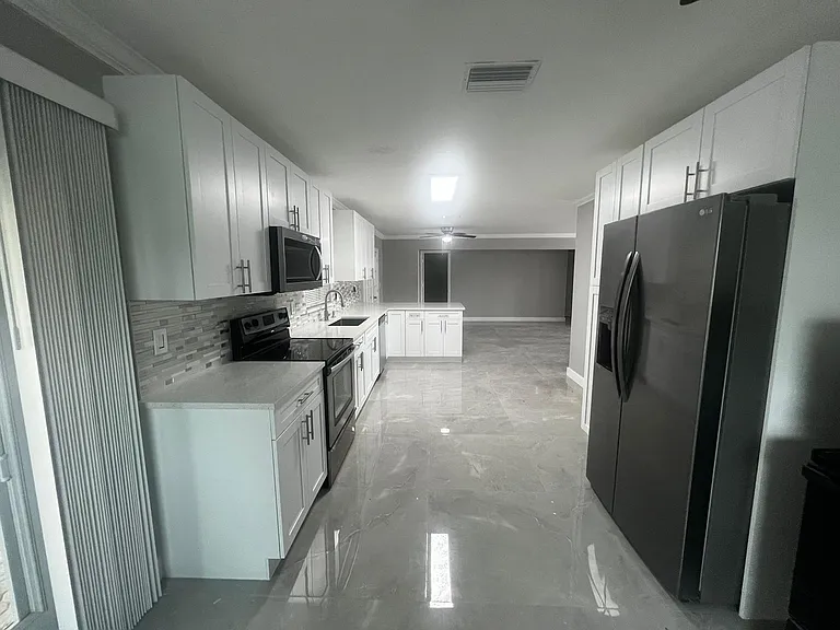 4585 Betelnut St — Photo 3