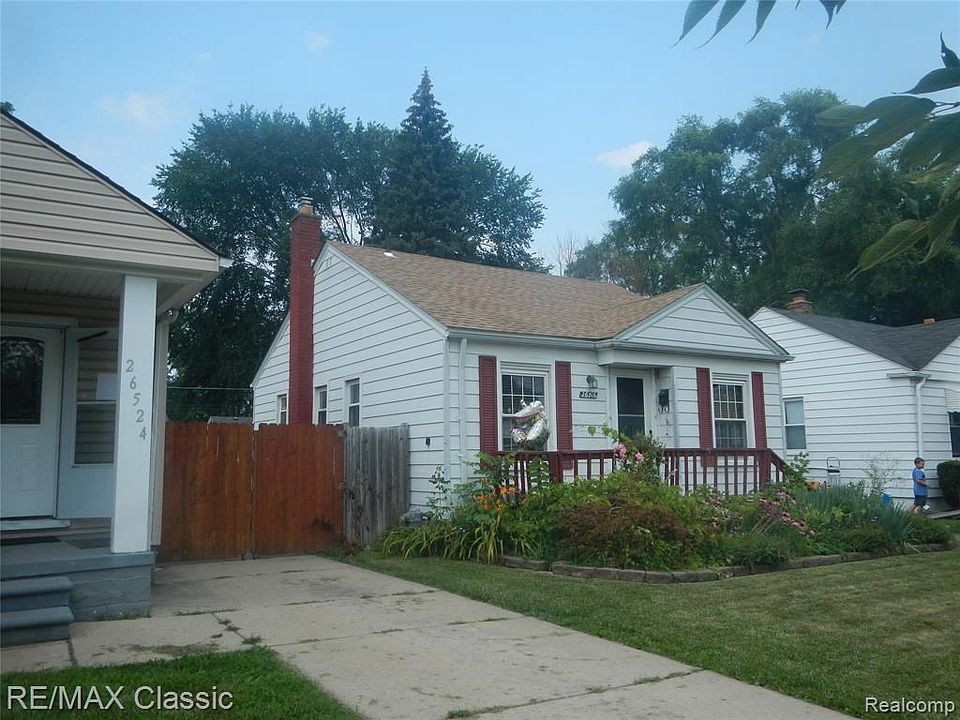 2nd image of 105 Monet Ave