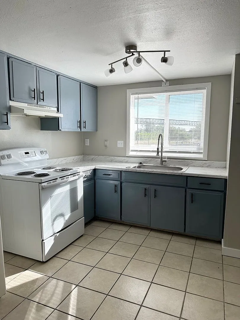 4212-4226 Loomis Avenue Colorado Springs, CO 80906 — Photo 1